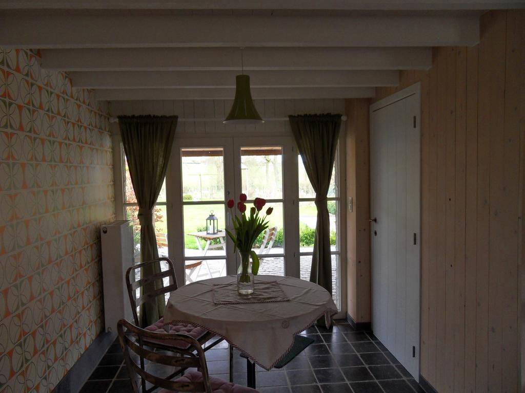 B&B 'Het Logiement Sint-Maria-Lierde Pokoj fotografie